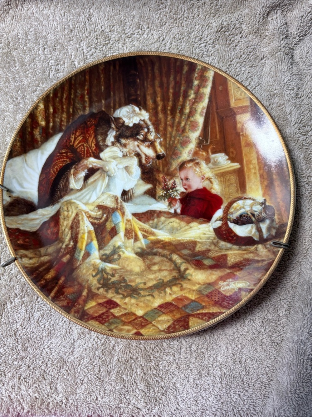 Knowles White Collector Plate "Little Red Riding Hood" with certification